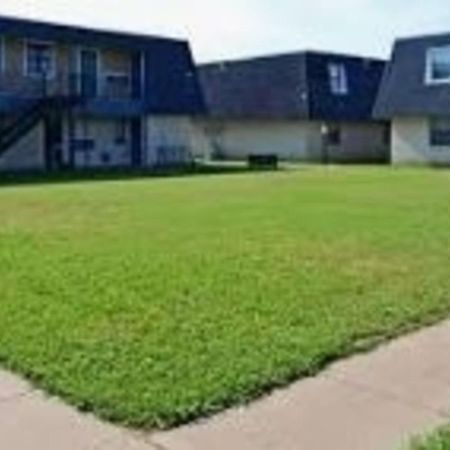 2 Bed/ 1 Bath Next To Ft. Sill Apartment Lawton Exterior foto