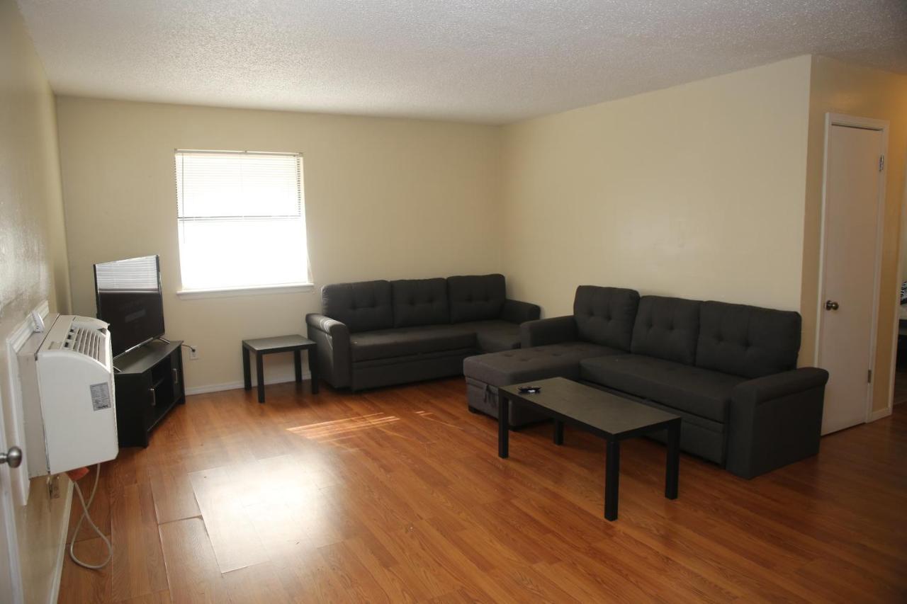 2 Bed/ 1 Bath Next To Ft. Sill Apartment Lawton Exterior foto